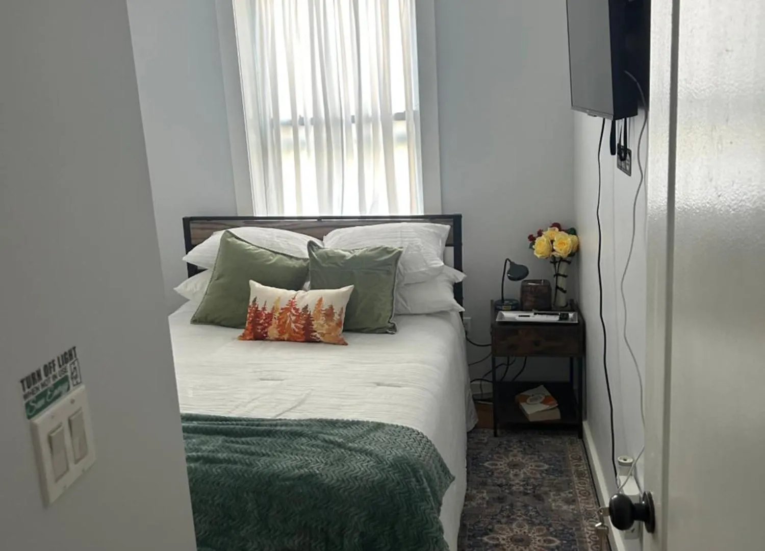Simple Elegant Living Daire New York