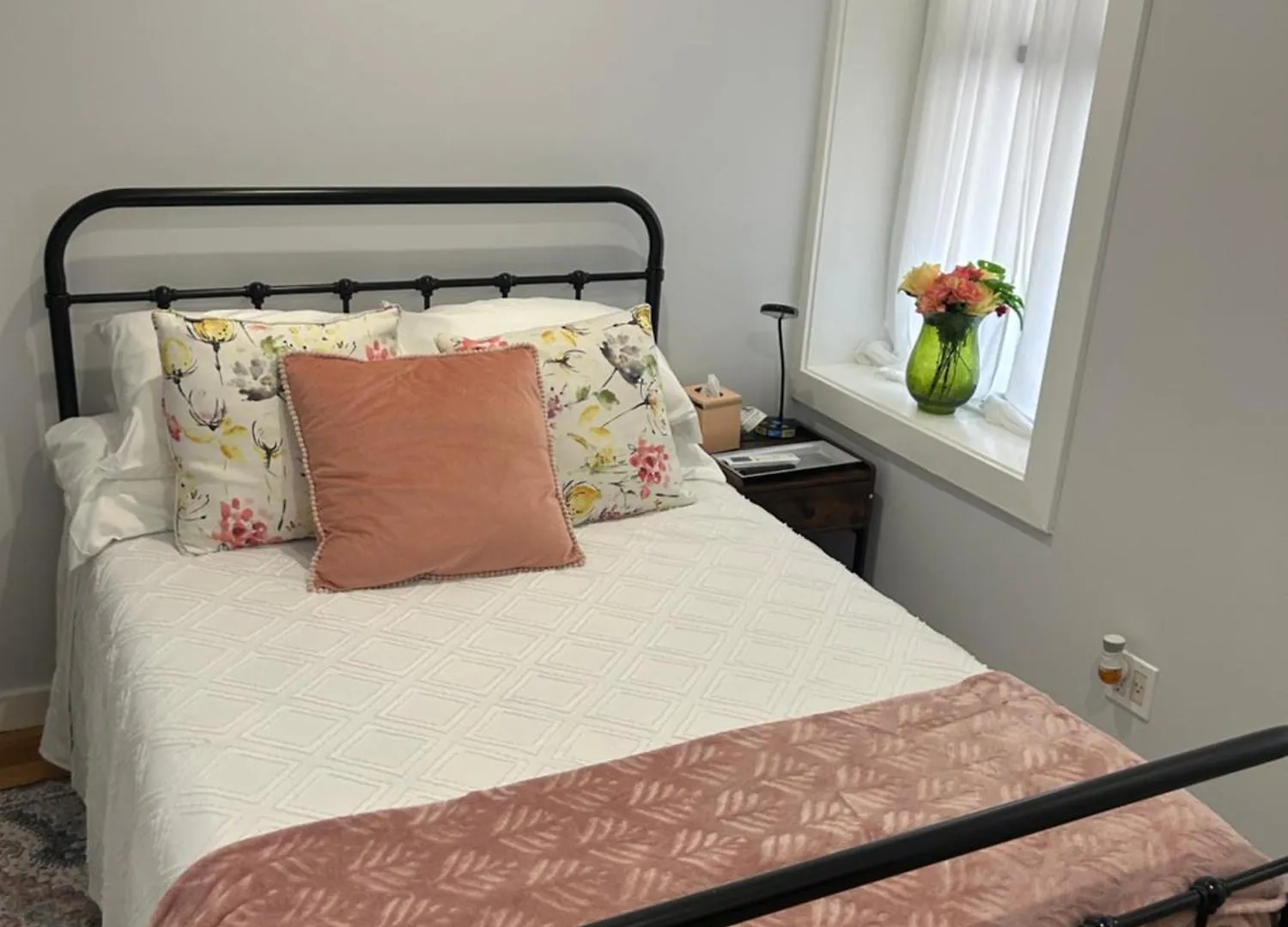Simple Elegant Living Daire New York